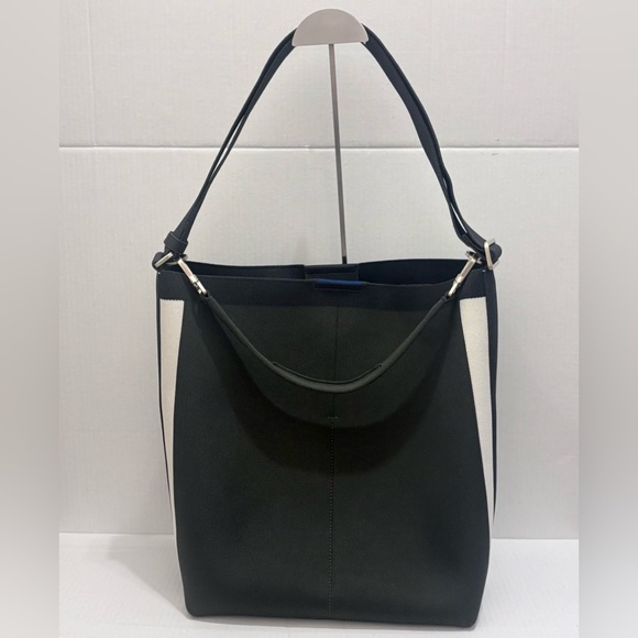 Rothy's green and Cream bucket Shoulder Bag - Picture 1 of 7